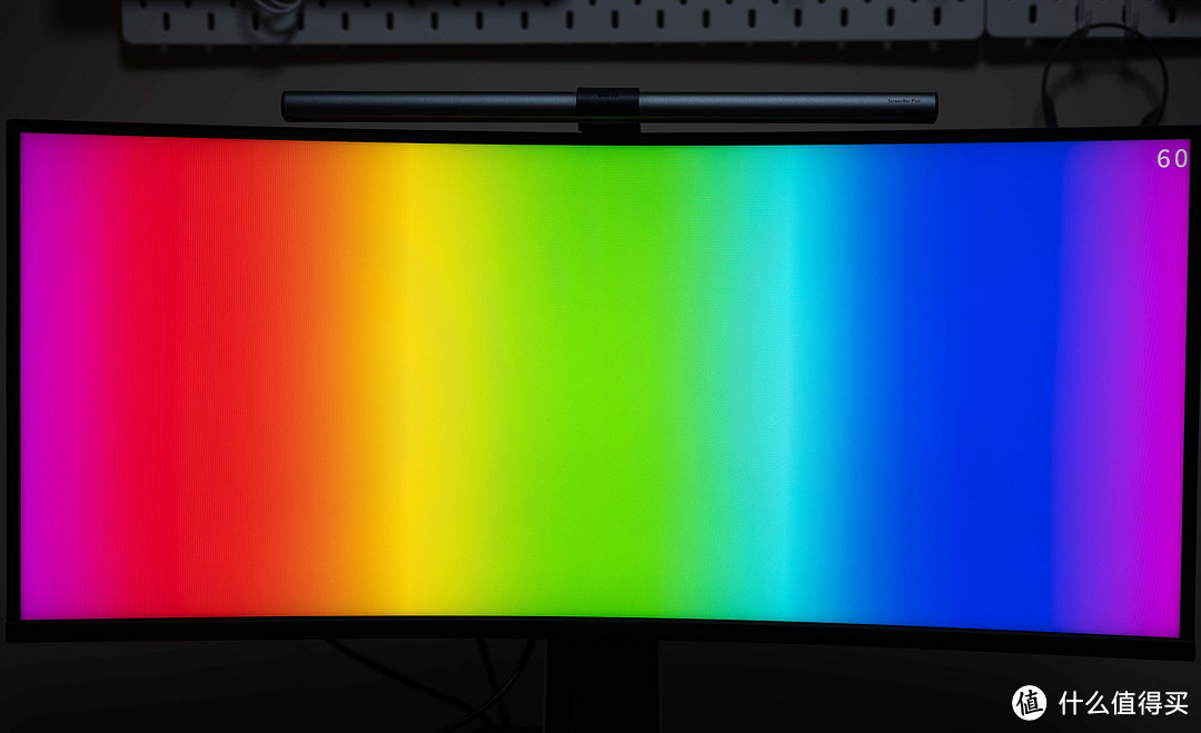 同台竞技,全新HVA屏画质能否超越顶级IPS Black屏—— 雷鸟Q8 新极客显示器体验