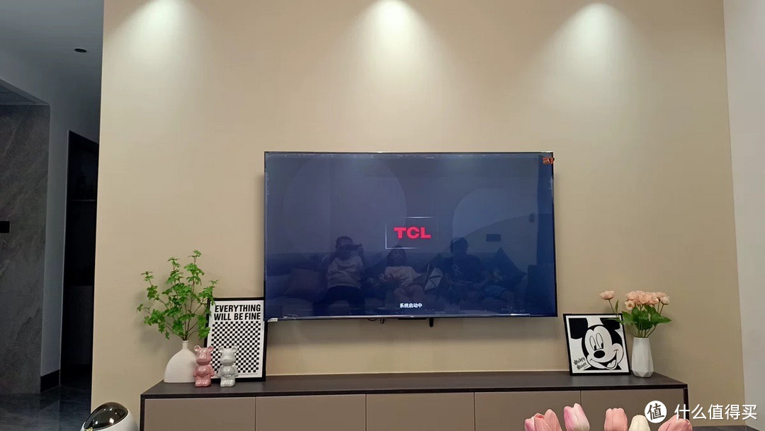 TCL电视 65V8E 65英寸 120Hz MEMC防抖 2+32GB 4K超高清 客厅液晶智能平板游戏电视机排