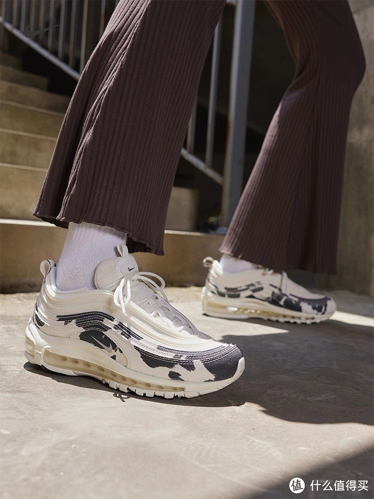 NIKE AIR MAX 97 女子运动鞋：未来已来