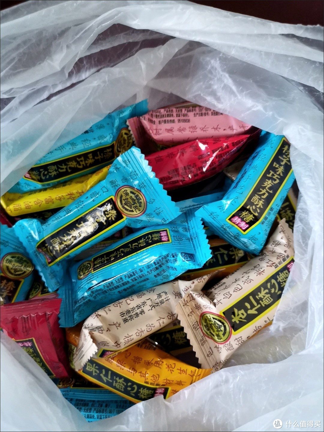 2023-12-27 21:22:08 0点赞 0收藏 0评论 徐福记酥心糖,是一款甜蜜