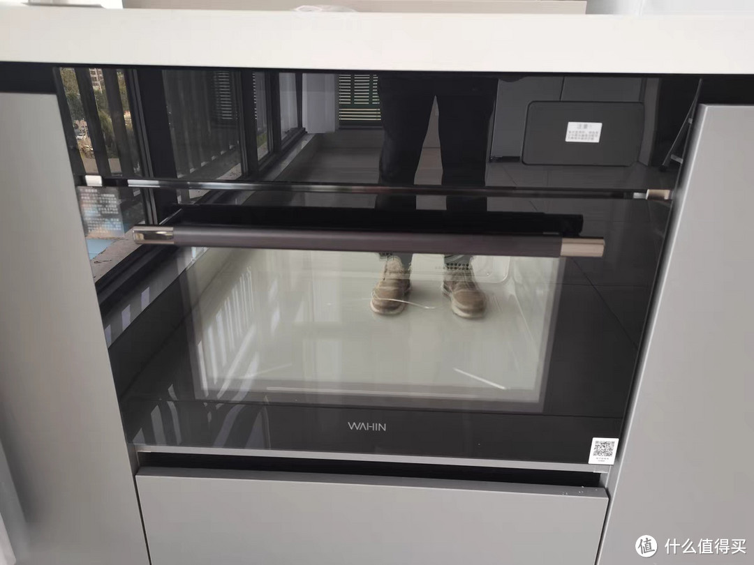 华凌HD800双热风蒸烤一体机，开启家庭烹饪新篇章