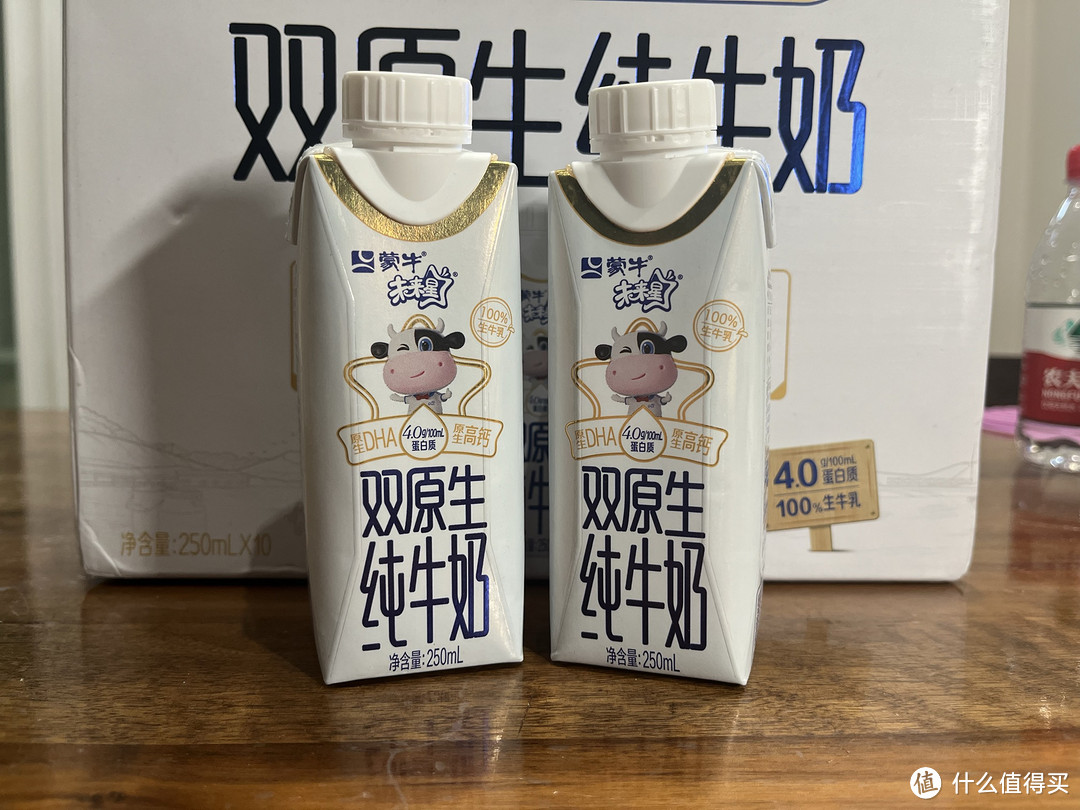 小颖子实验室：蒙牛未来星双原生纯牛奶究竟多营养！