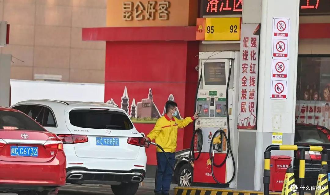 油价显著上涨！12月28日，最新92/95号汽油价，猪价、大豆如何？