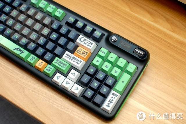 潮物分享：珂芝上新Z98 IP定制款机械键盘，二次元爱好者必入