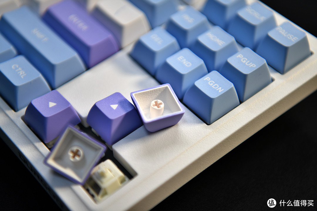 87 键配列、佳达隆全 POM 奶昔轴:杜伽新品三模机械键盘K100