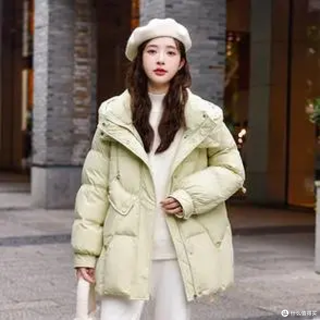 气温下降迎接数九天气，抓绒冲锋衣vs鸭绒羽绒服，你会选择哪款呢？