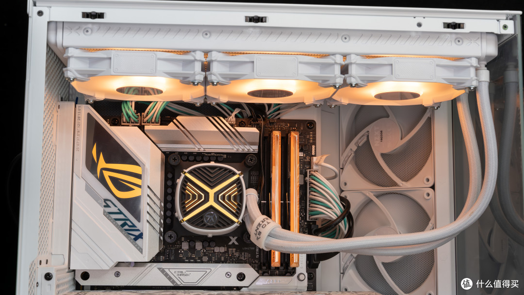 年终奖献给纯白海景房，ROG Z790-A WIFI S吹雪+索泰RTX 4070 Ti+恩杰H6 Flow装机分享