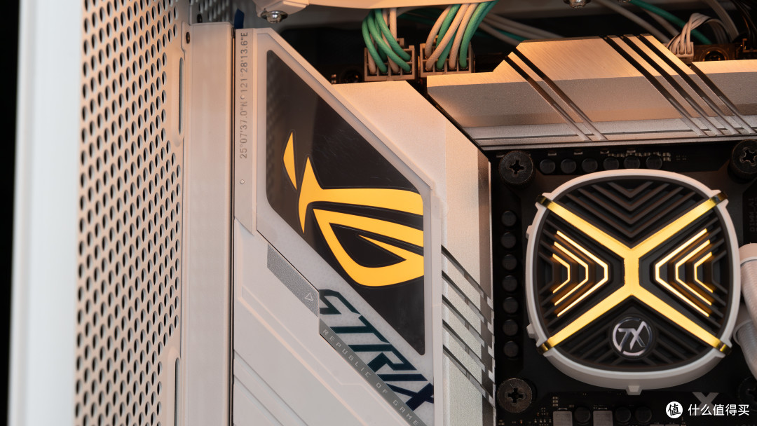 年终奖献给纯白海景房，ROG Z790-A WIFI S吹雪+索泰RTX 4070 Ti+恩杰H6 Flow装机分享