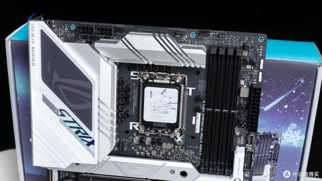 年终奖献给纯白海景房，ROG Z790-A WIFI S吹雪+索泰RTX 4070 Ti+恩杰H6 Flow装机分享
