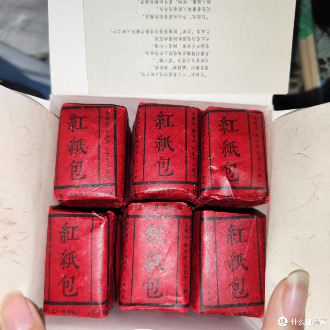 安徽黄山特产——红纸包千张酥，传统手工糕点的千层诱惑