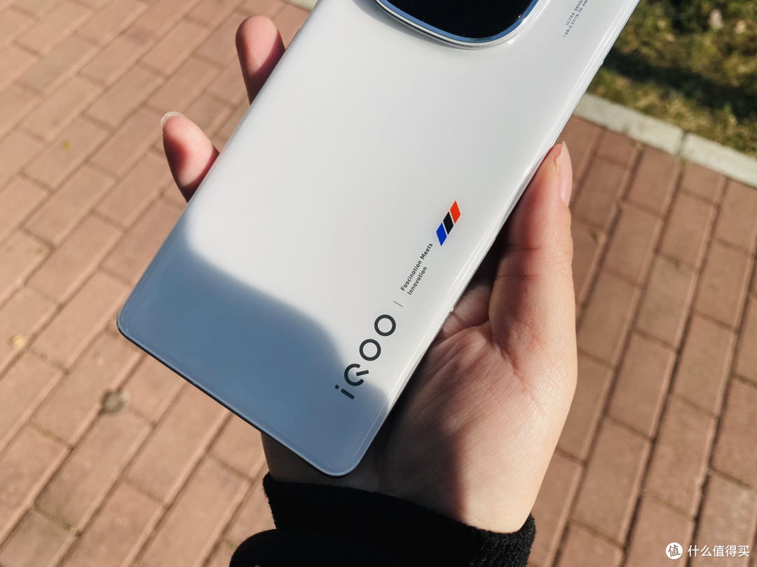 iqoo12 pro测评体验:没短板,旗舰体验实至名归