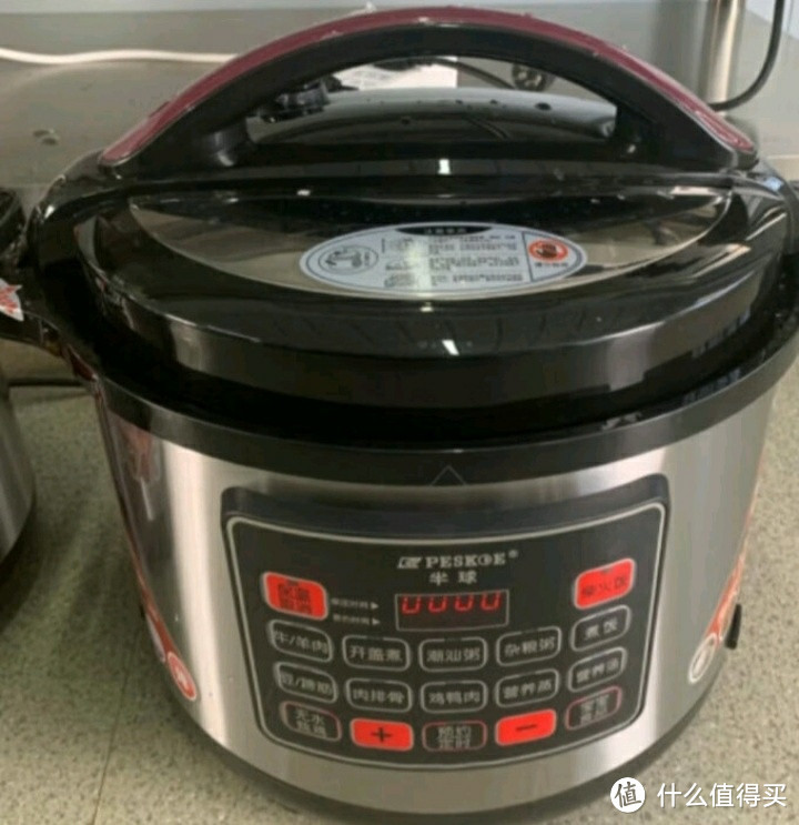告别繁琐烹饪,电压力锅让你秒变厨神!