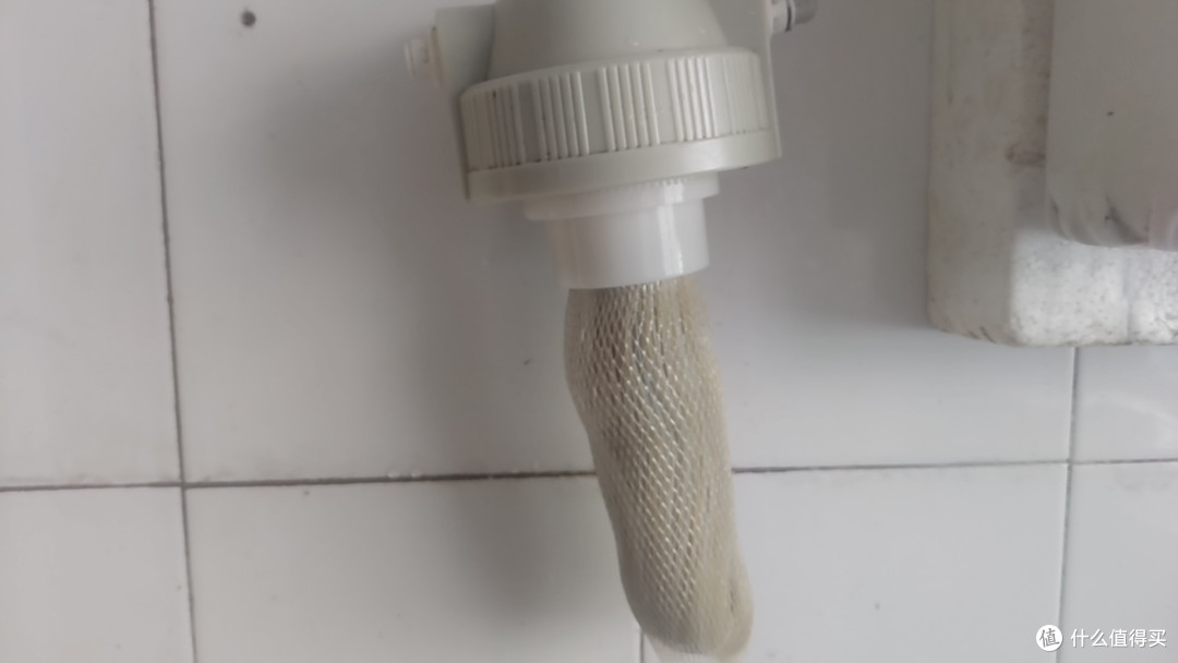 没有清洗的滤瓶，外壳我缠生料带方便拆下，其实不要壳也行。