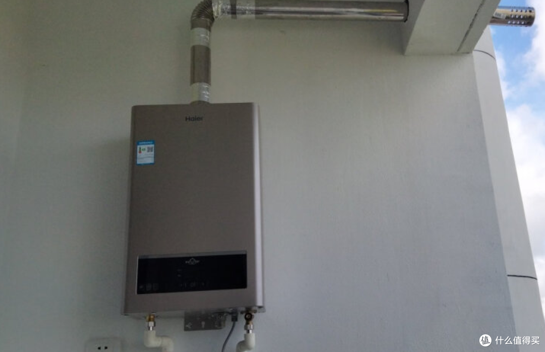 燃气热水器按人口选升数？四口之家需要多大的？哪个品牌比较好？