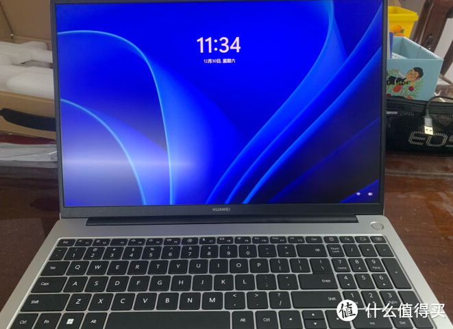 华为MateBook D 16 SE版2024：性能与颜值并存的轻薄本！