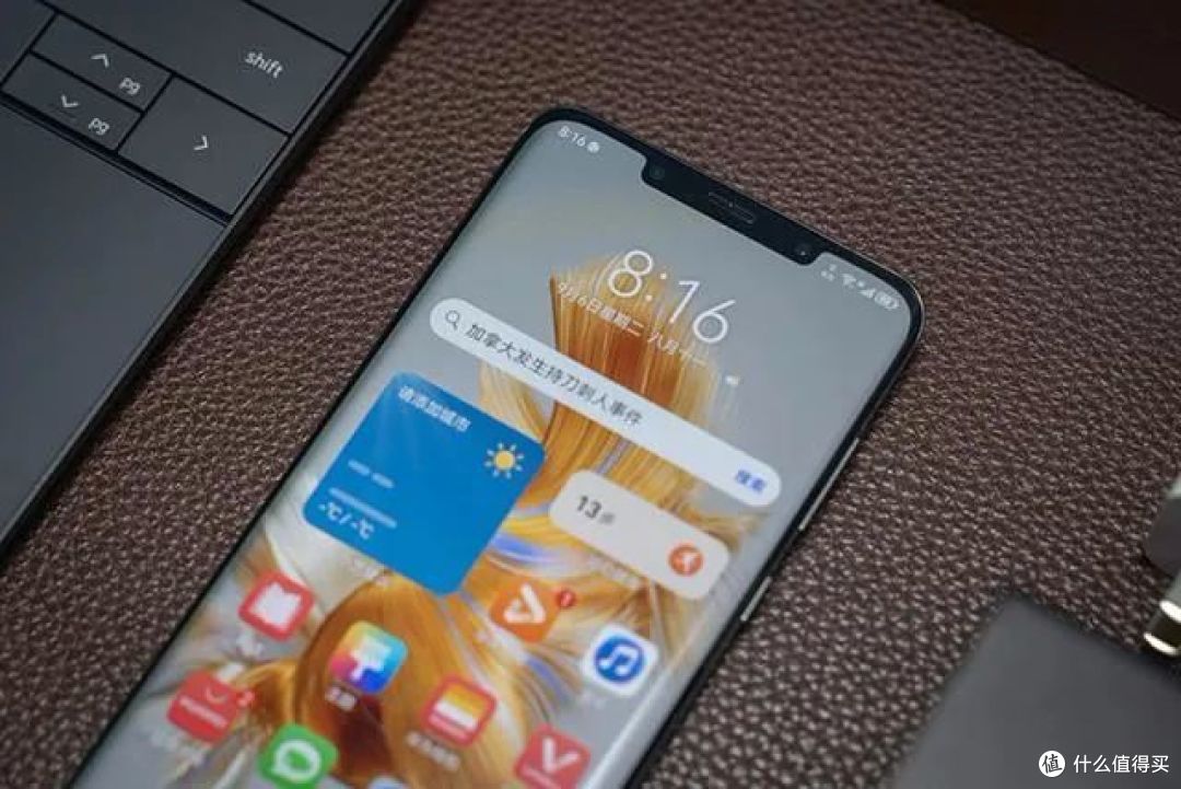 iphone16首次曝光,环形灯带太美了,撞脸国产
