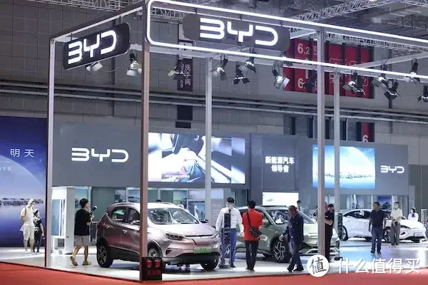 比亚迪年销量突破300万台，中国汽车企业首次跻身全球前十