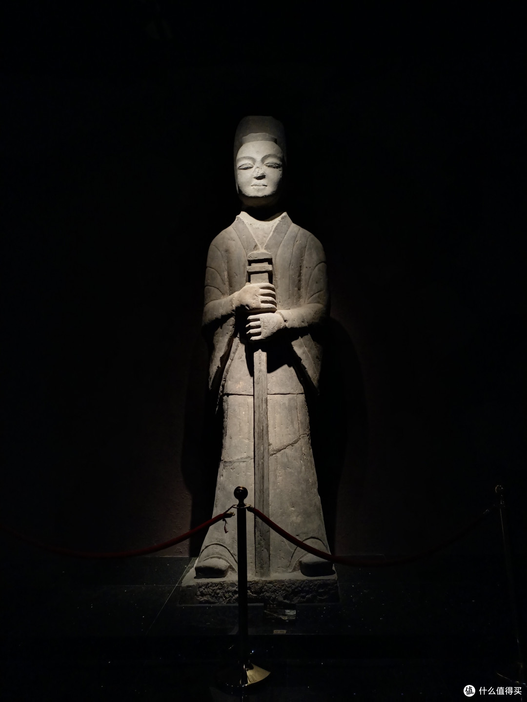 这个实物得有3米高