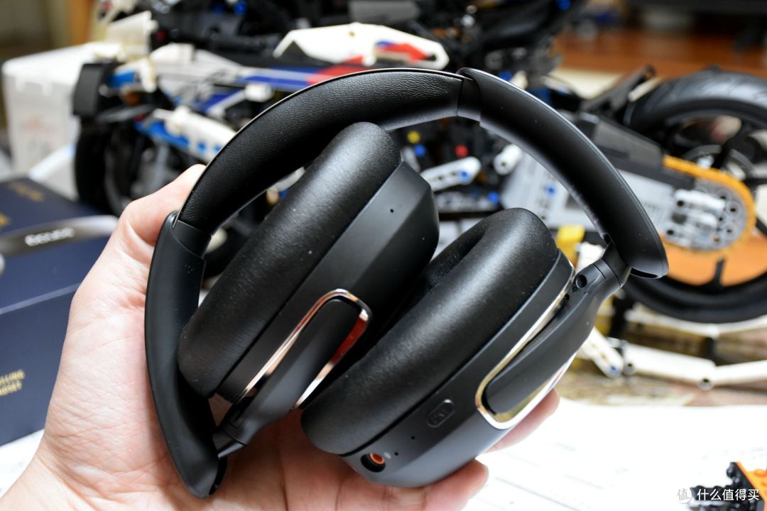 塞那D50pro:降噪头戴中的性价比黑马。