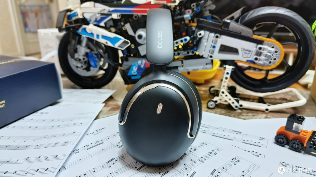 塞那D50pro:降噪头戴中的性价比黑马。