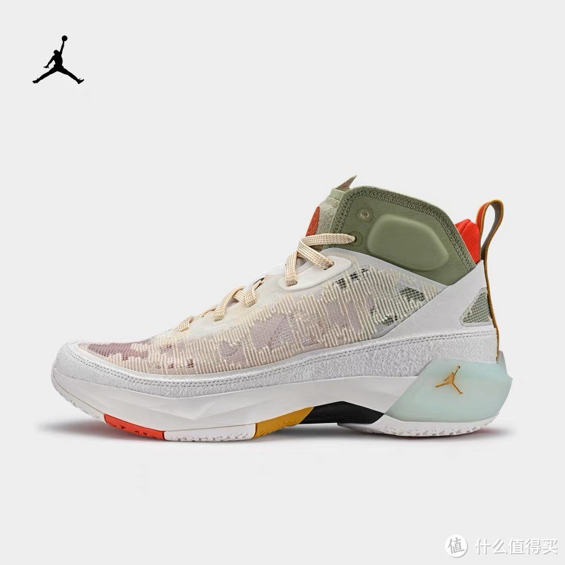 轻盈与力量：AIR JORDAN XXXVII CNY PF 男子篮球鞋的华彩篇章