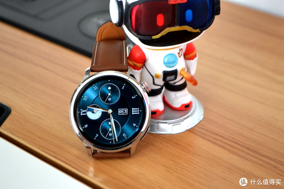 为什么喜欢智能手表的人越来越多？聊聊戴了一个月的荣耀手表4 Pro