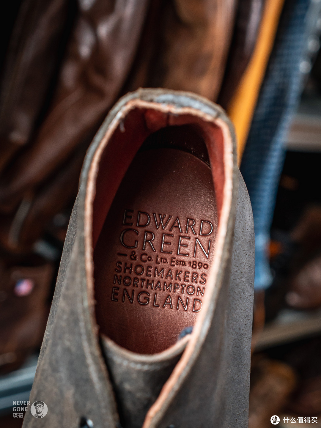 自带咔叽属性的沙漠靴：开箱一双Edward Green Lanark
