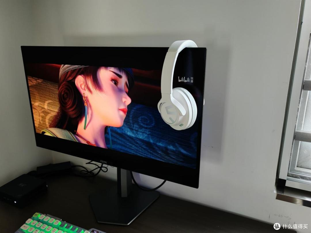 AGON AG276QZD显示器:4K党的理想屏,游戏影音高配选择