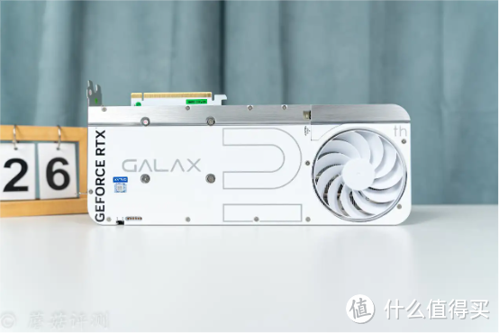 行家出手,显卡的颜值和可玩性提升一大截,影驰RTX4070 20周年纪念版显卡 评测