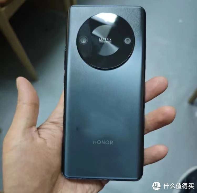 荣耀X50GT:满足屏幕、续航、性能的全面需求的手机,仅1999元起