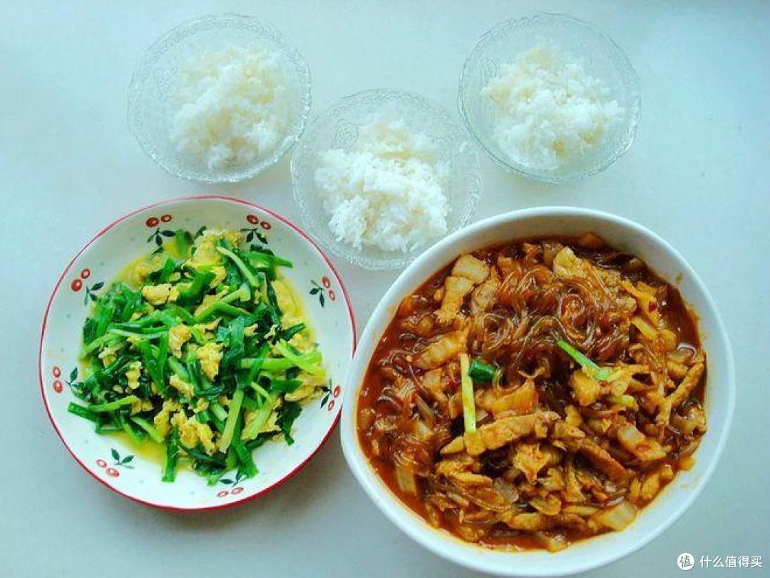 我家天冷15天晚餐,米面结合,炒菜炖菜都有,暖和又提高抵抗力