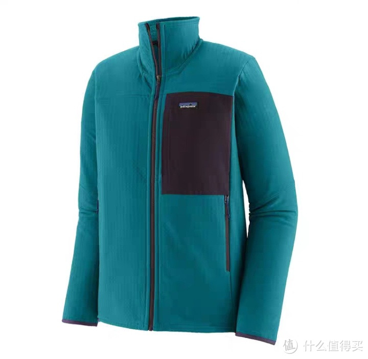 经典的巴塔哥尼亚（Patagonia）R系列抓绒服，快过年了，不奖励一下自己？