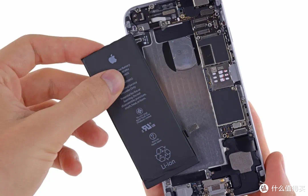 iPhone“电池门”赔款到账  国内：？双标？