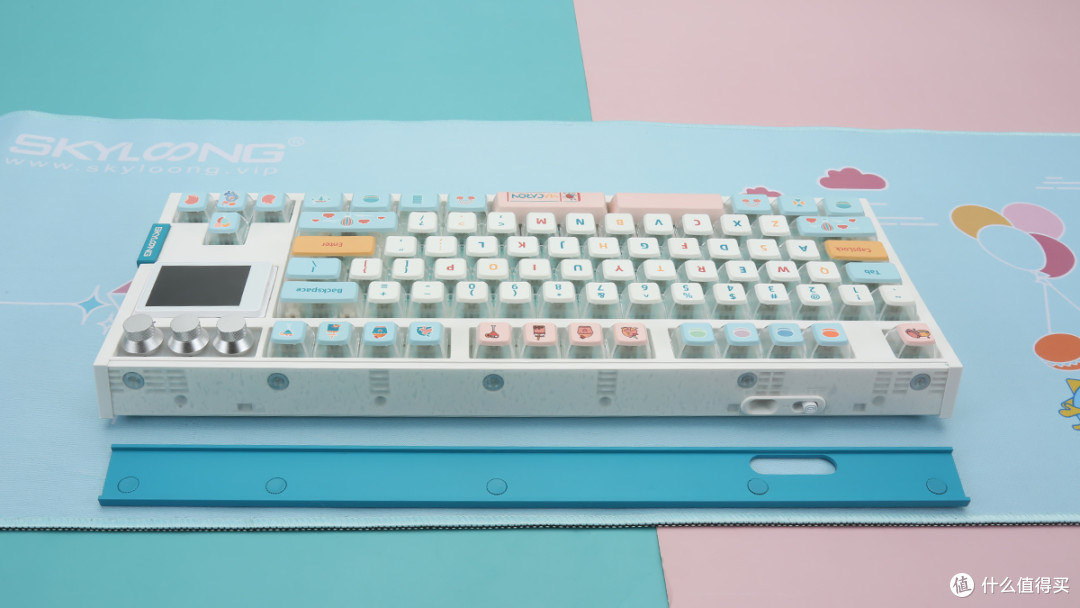 SKYLOONG小呆虫GK87 pro V2机械键盘评测:彩屏升级,功能更强