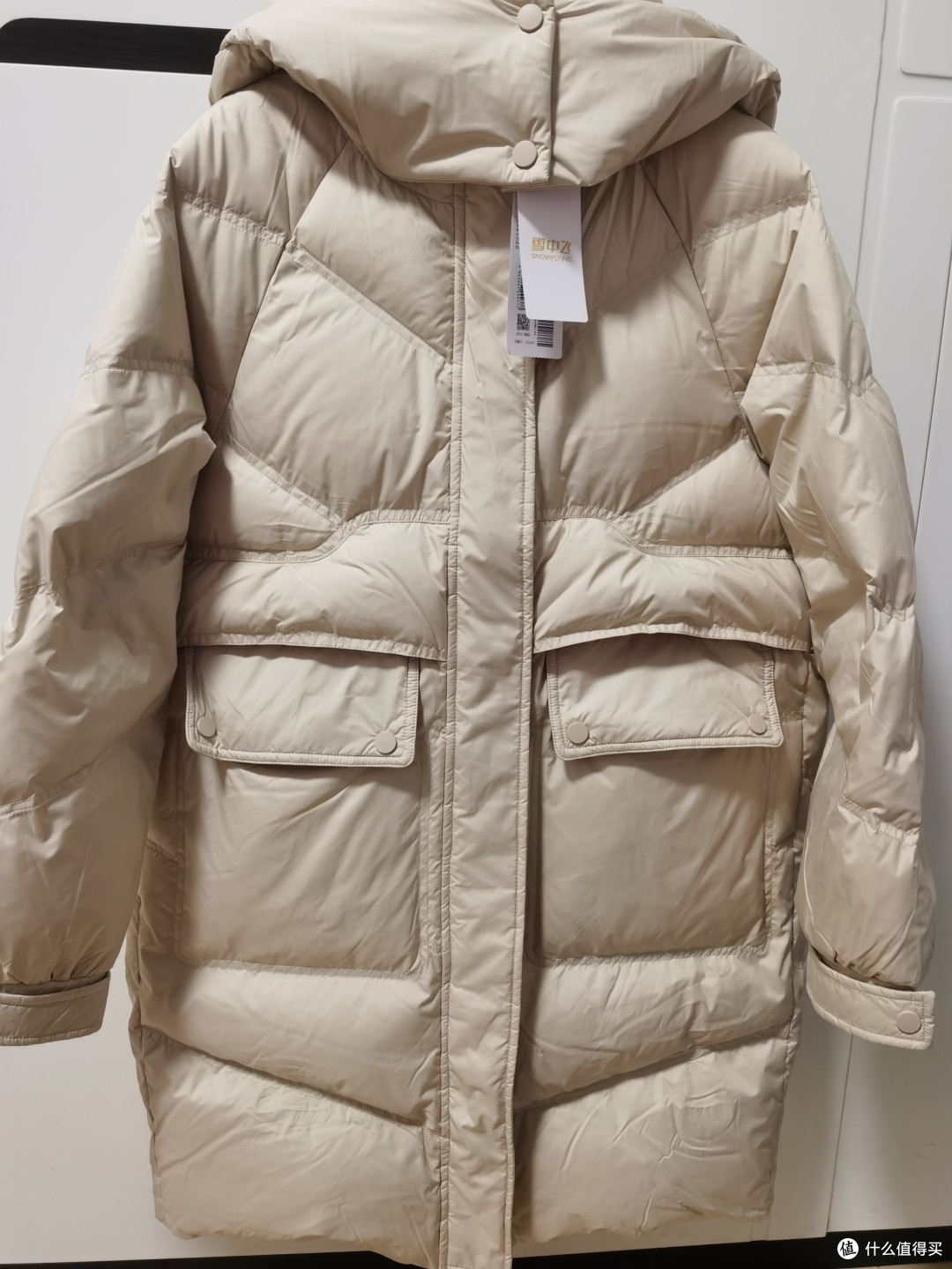 冬季必备！雪中飞羽绒服保暖又时尚，你值得拥有！