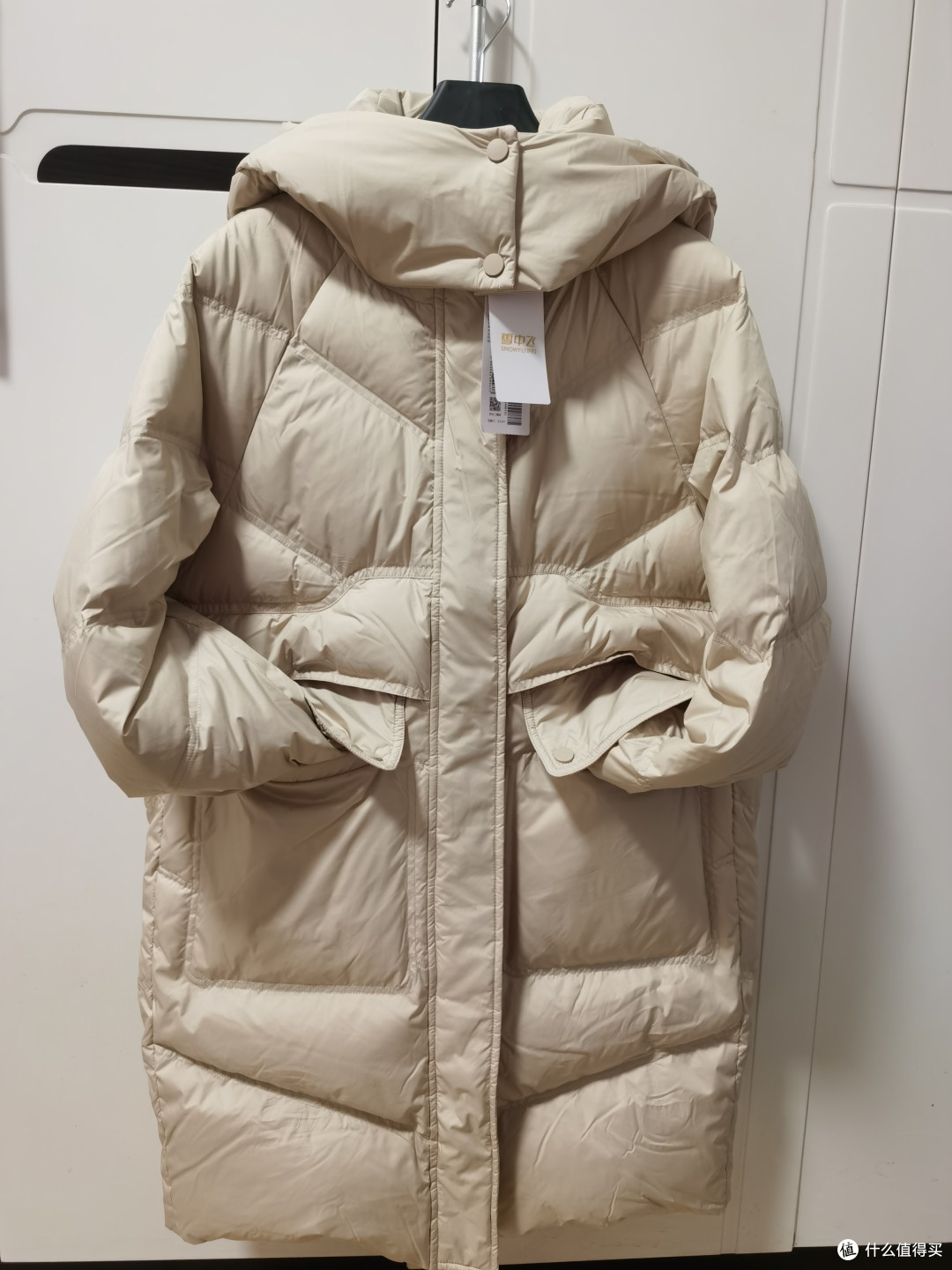 冬季必备！雪中飞羽绒服保暖又时尚，你值得拥有！