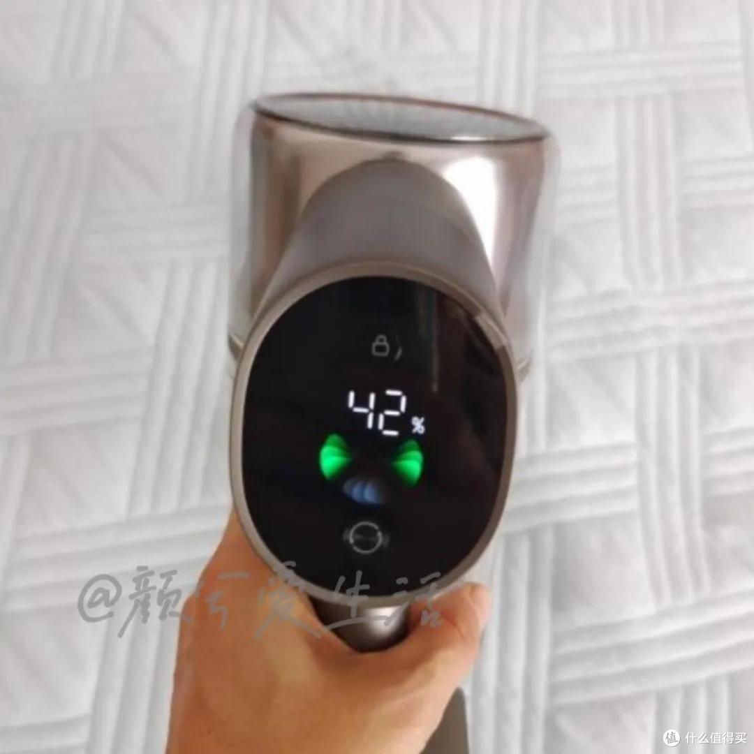 带绿光显尘技术的吸尘器清洁更干净吗？