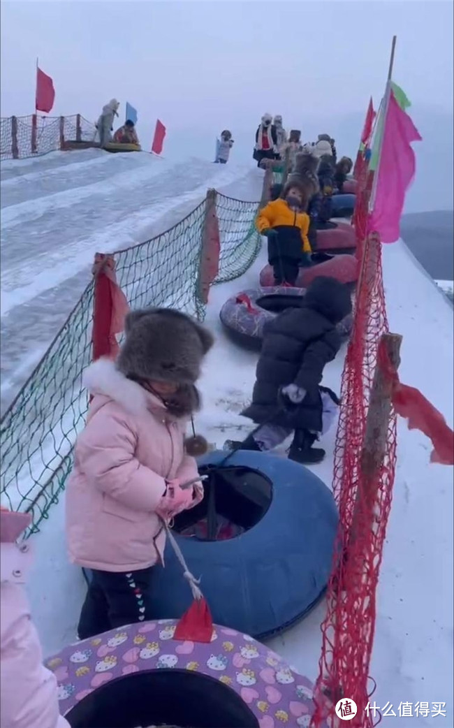 四季沐歌空气能“黑科技”加持，哈尔滨冰雪旅游上大分！