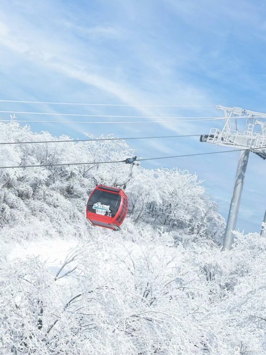 疯狂滑雪，冰雪世界的快乐！❄️⛷️🎿