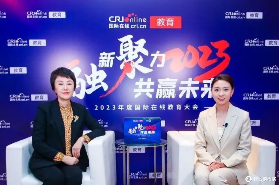 成长秘密全科阅读董事长李白焰接受央广专访