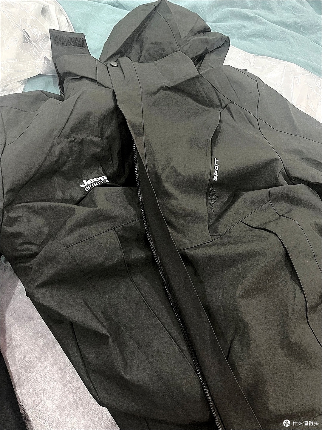 Jeep吉普冲锋衣:男款三合一冬季保暖神器