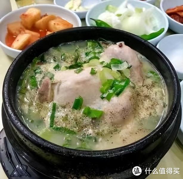 「济州美食」红参名家参鸡汤：韩国宫中料理的传承与新意