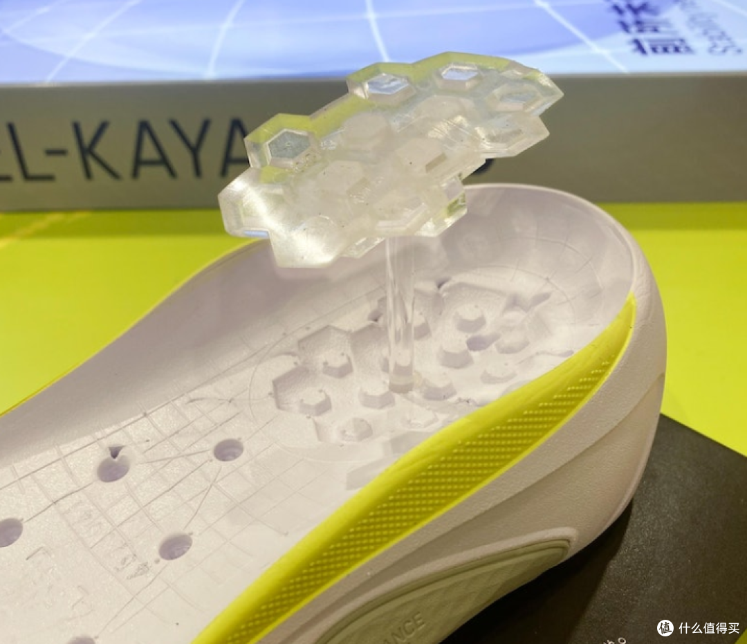 ASICS KAYANO 30大革新 与NIMBUS统领慢跑鞋