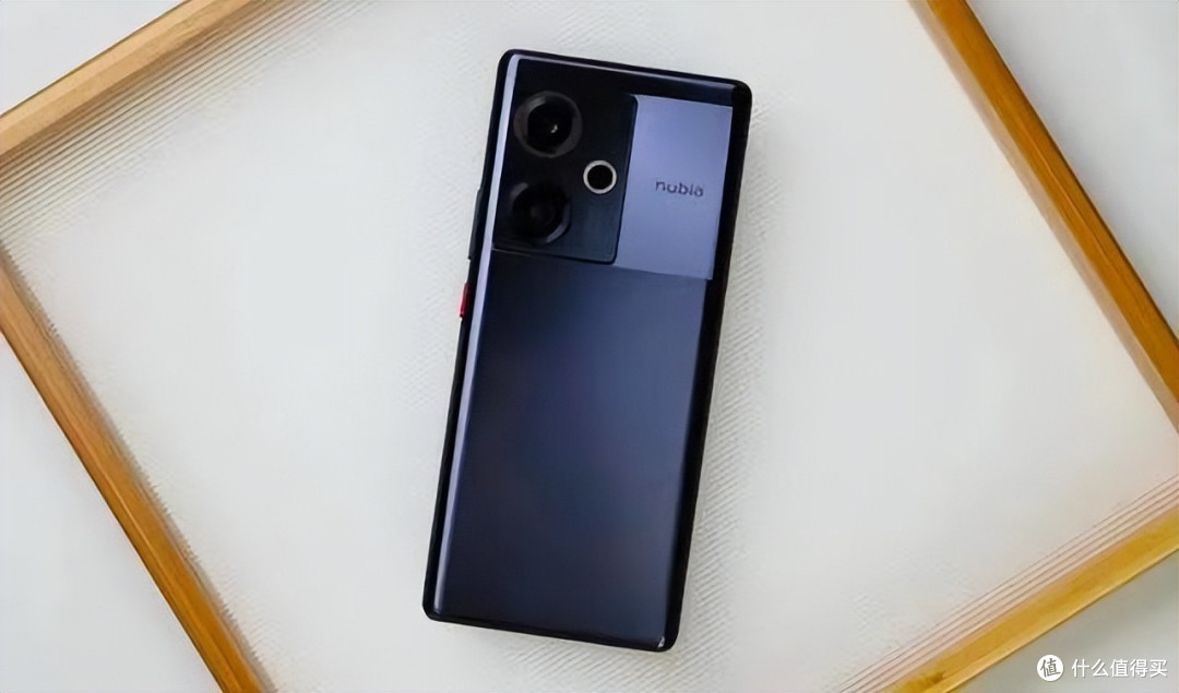 不讲武德,骁龙8旗舰 144hz曲面屏 80w闪充,高配低价!_手机_什么值得买