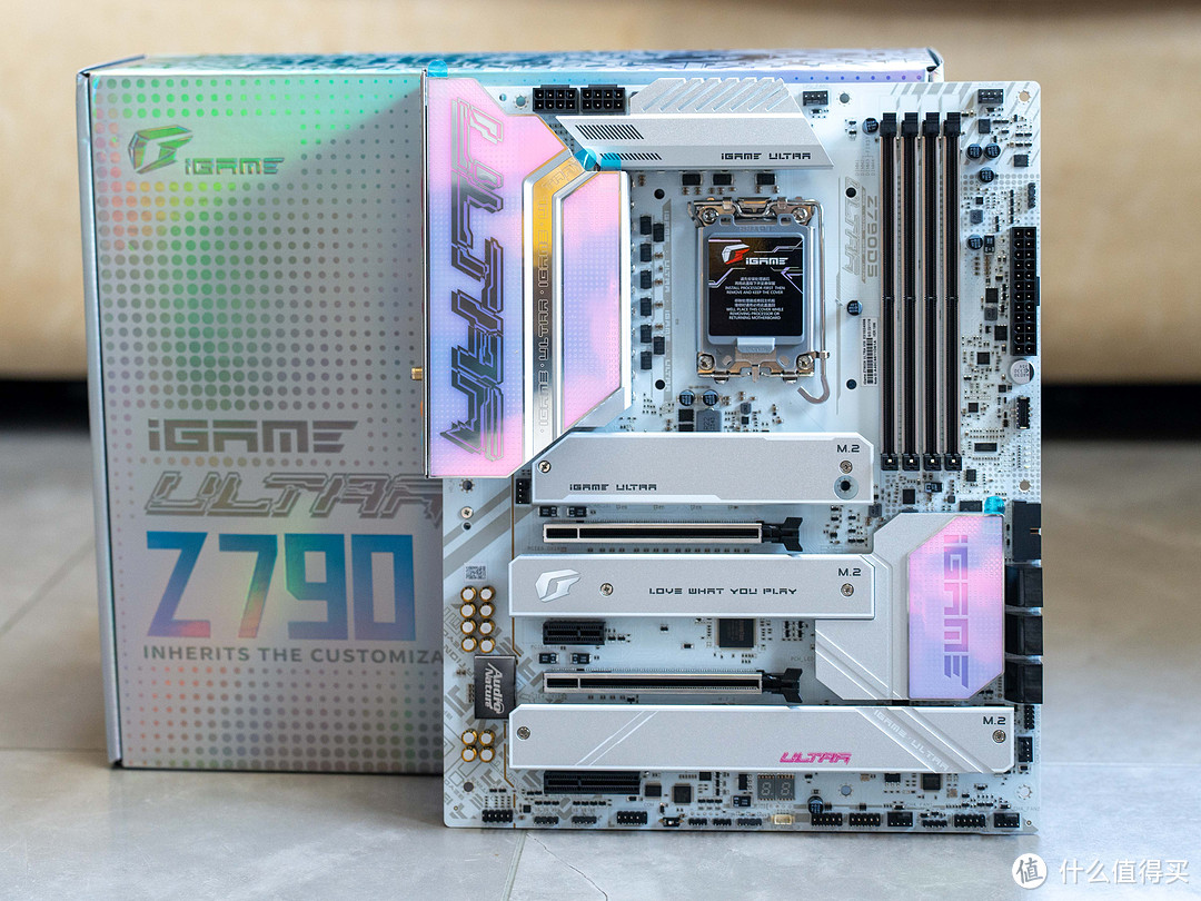 波普美学家族来袭，七彩虹iGame Z790D5 ULTRA V20 DDR5主板测评
