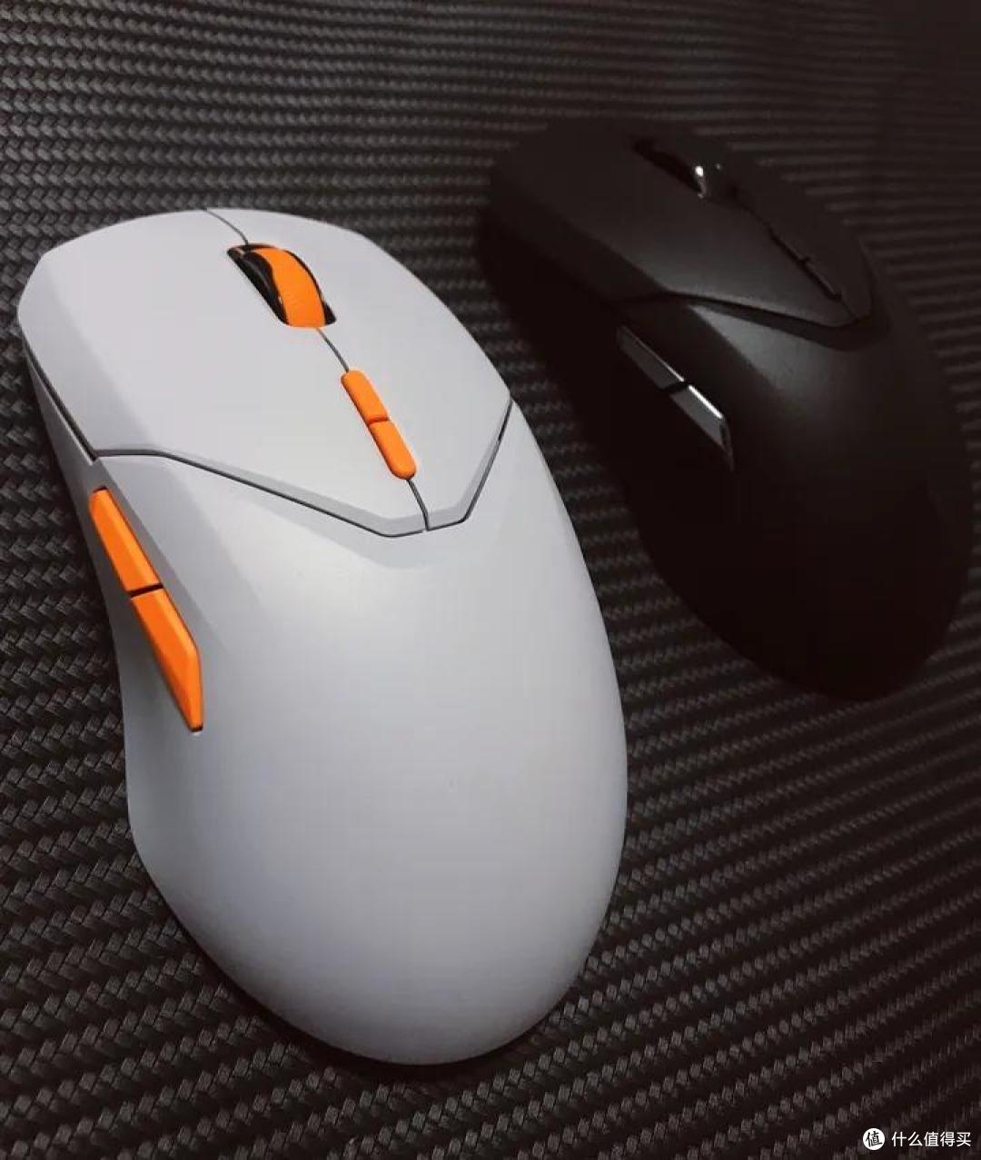 雷柏VT9PRO&VT9PRO Mini:轻量化鼠标的双生花,玩家手中的控操利器