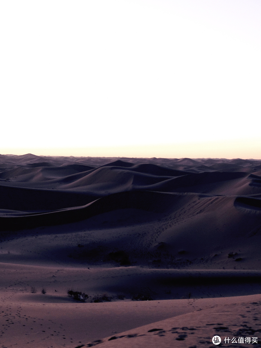 冬季错峰旅游性价比之王--中卫沙漠星星酒店！沙漠徒步，野攀贺兰山一站式体验~