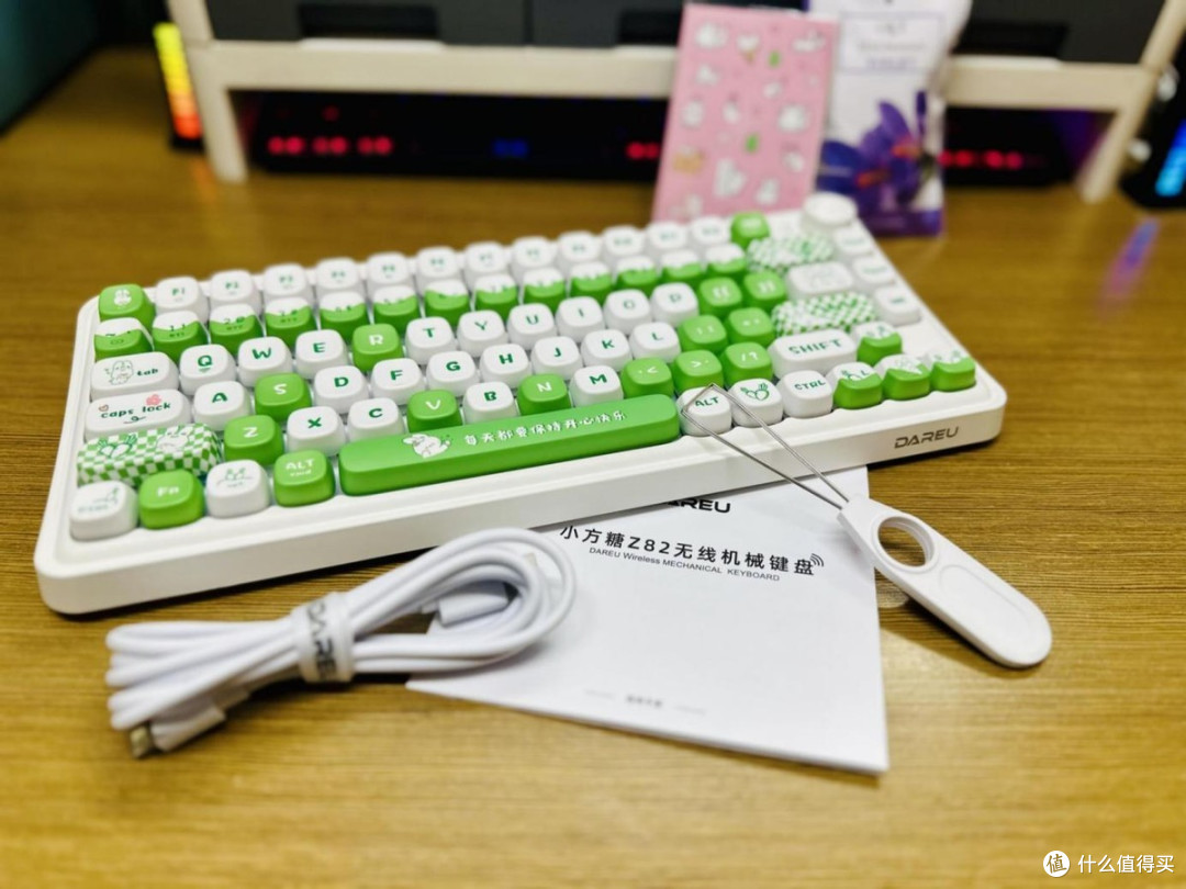 可爱与实力并存——达尔优小方糖Z82,完美拯救你的鼠标生存空间