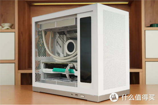 水冷、机箱都带屏幕会是一种什么效果？i5-14600K+RTX4060Ti+闪鳞G500装机展示