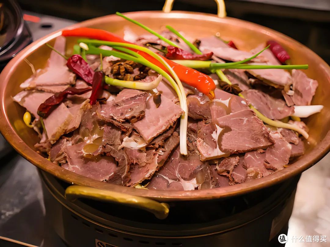 四川年货节上的牦牛肉：冬日舌尖上的养生之选